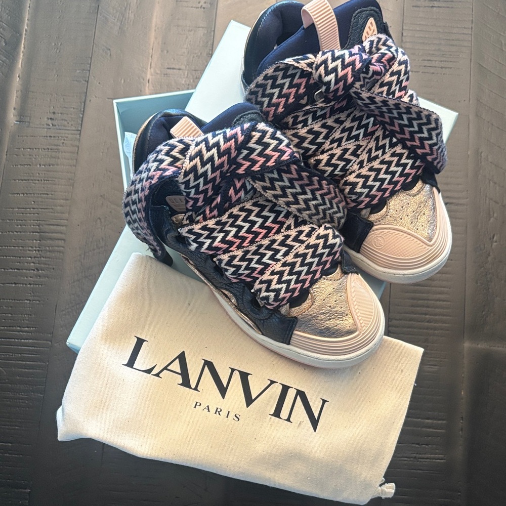Lanvin kids  Black and Pink High-Top Sneakers . (Worn once)
